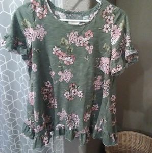 Cupio Green Pink Floral Ruffle Top